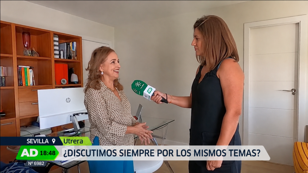 Candelaria Álamo en actividad profesional y medios